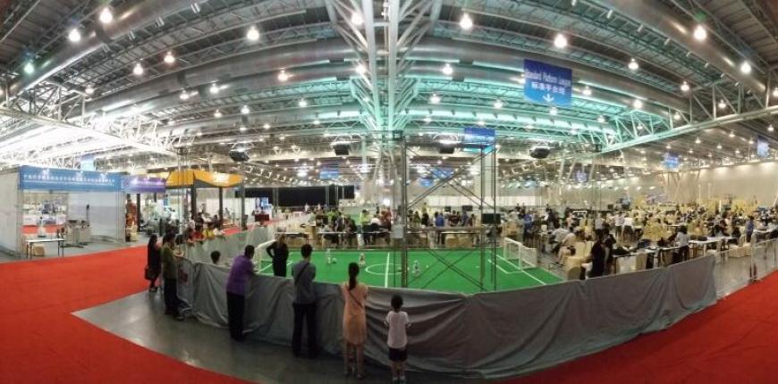 Robocup 2015'te 40'tan fazla ülkeden üç bini aşkın katılımcı yer aldı.