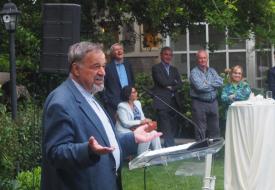 Yorgo İstefanopulos, Prof. Dr.Yekta Ülgen için düzenlenen emeklilik partisinde...