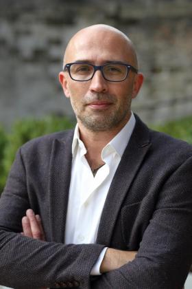 Doç. Dr. Murat Akan