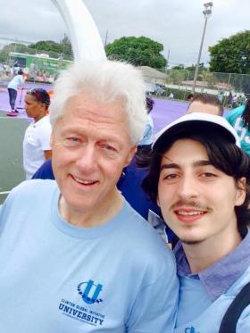 BOUNav projesinden Doğa Doğan ve Bill Clinton