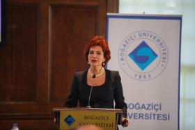 Rektör Gülay Barbarosoğlu