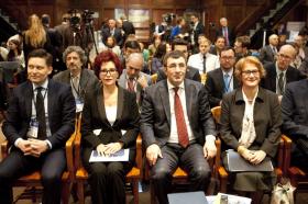 Raporun lansmanı, Boğaziçi Üniversitesi Rektörü Prof. Dr. Gülay Barbarosoğlu’nun ev sahipliğinde, Kalkınma Bakanı Cevdet Yılmaz ve Birleşmiş Milletler Genel Sekreter Yardımcısı ve UNDP Avrupa ve Bağımsız Devletler Topluluğu Bölge Direktörü Cihan Sultanoğlu’nun katılımı ile Boğaziçi Üniversitesi’nde gerçekleştirildi. 