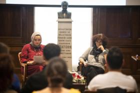 Feyza Akınerdem,Nükhet Sirman 