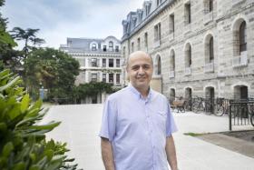 Prof.Dr. Tuna Tuğcu